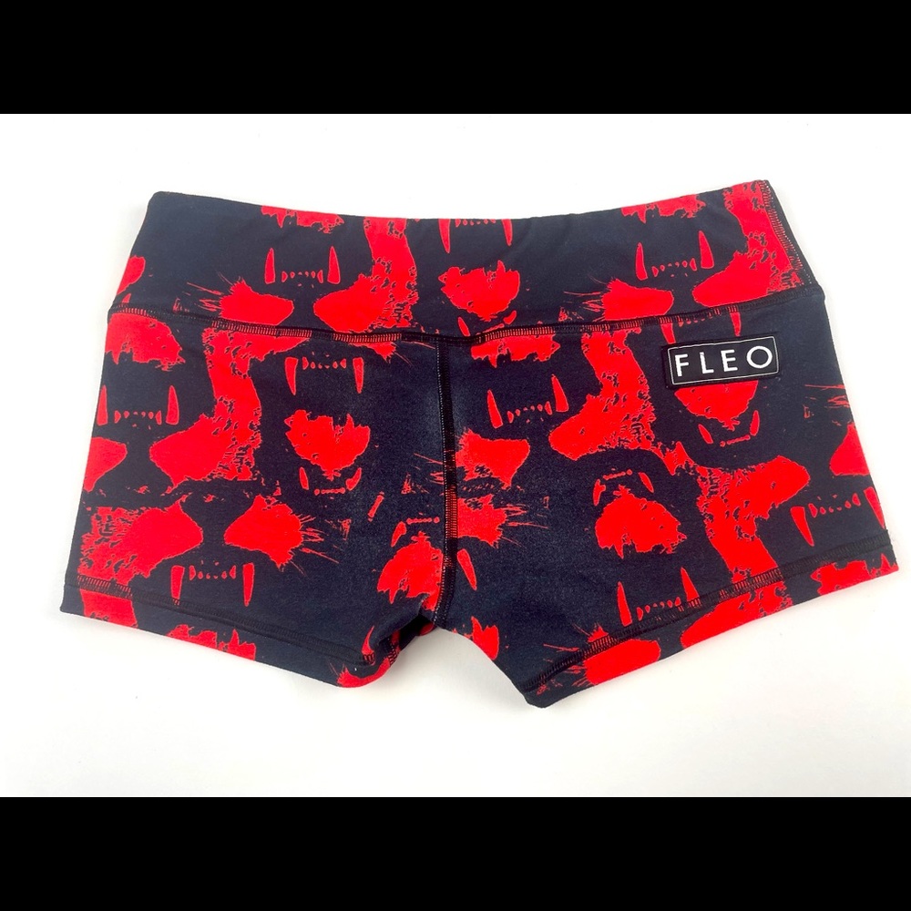 Fleo Animal Attack OG shorts